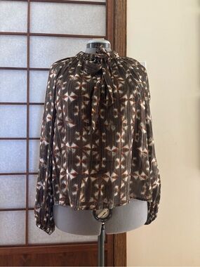 EUC Ulla Johnson Silk and Lurex Luna Blouse US 8